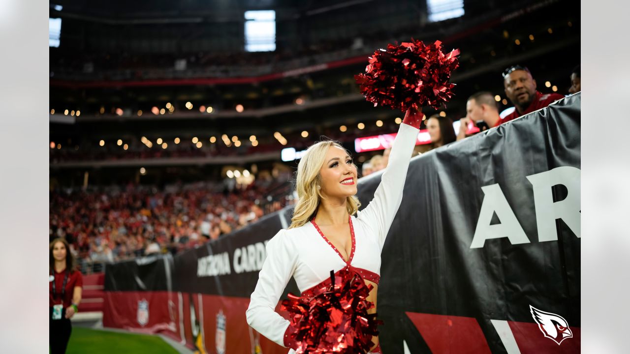 Kansas City Chiefs Cheerleaders Calendar Shoot  Kansas city chiefs  cheerleaders, Kansas city chiefs, Kansas city