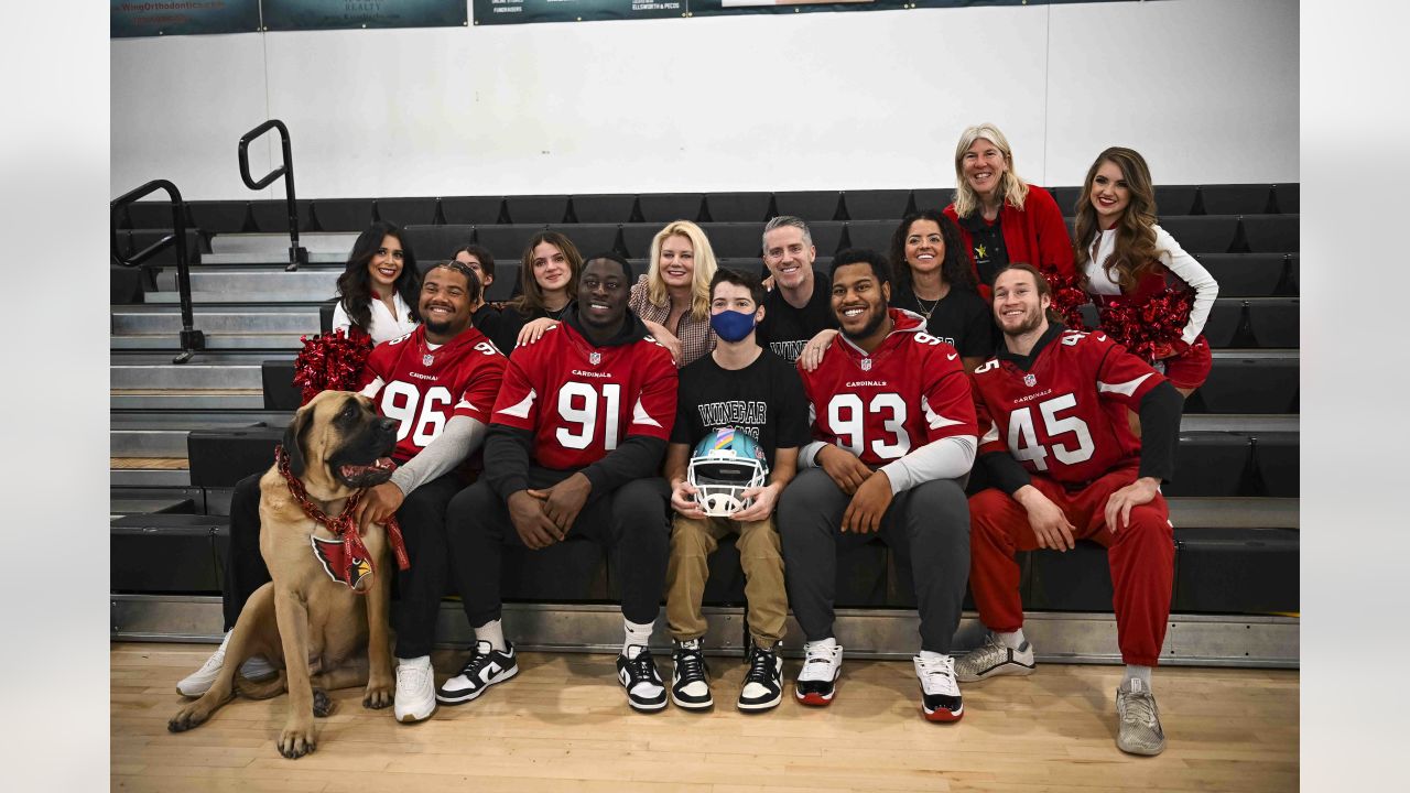 Las Vegas Raiders surprise elementary school principal with Super Bowl  tickets