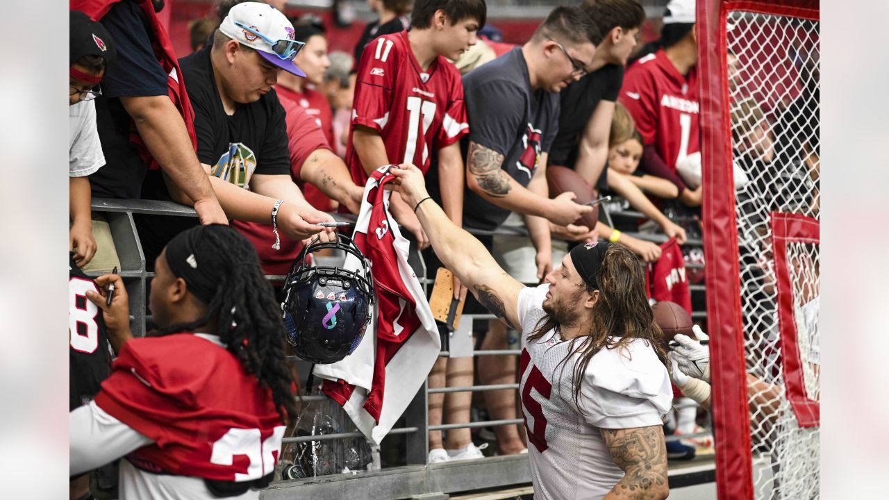 Buccaneers invite select groups of fans to training camp in July