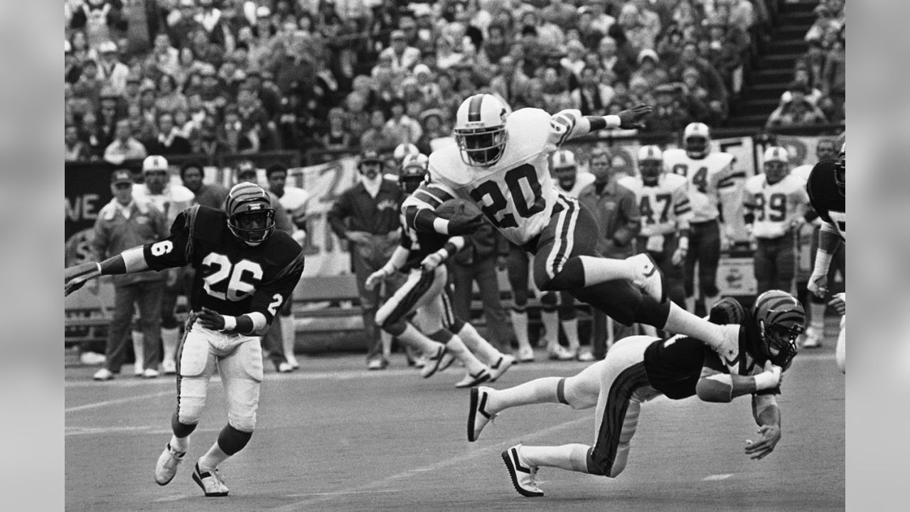 1982 Press Photo Buffalo Bills football running back, Joe Cribbs, in action