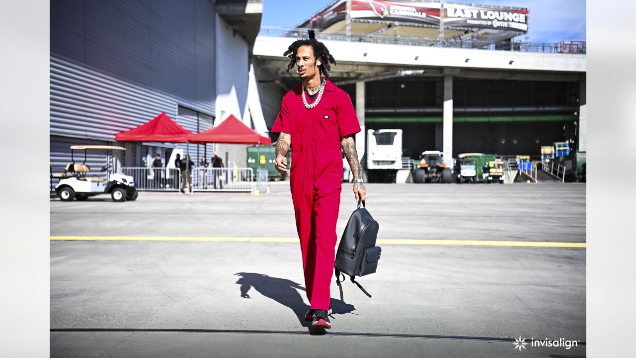 ARRIVAL PHOTOS: Cardinals Arrive For The Saints Game