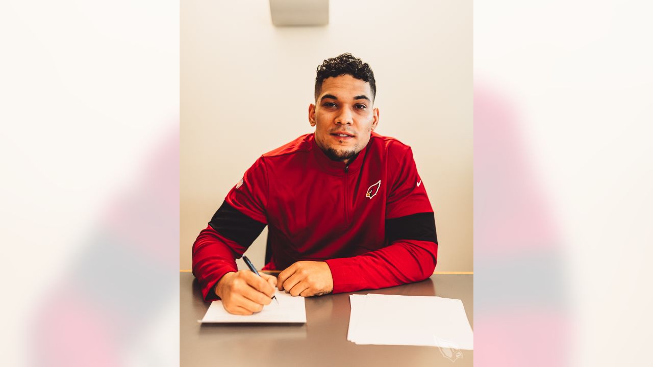 James Conner gets one-year deal with Cardinals, reunites with old RB coach