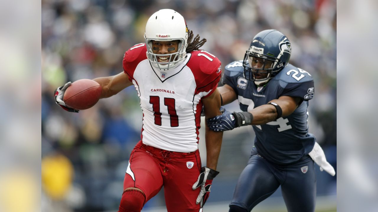 Arizona Cardinals quarterback Kurt Warner is hurried during the second half  of an NFL football game against the Indianapolis Colts Sunday, Sept. 27,  2009, in Glendale, Ariz. (AP Photo/Ross D. Franklin Stock