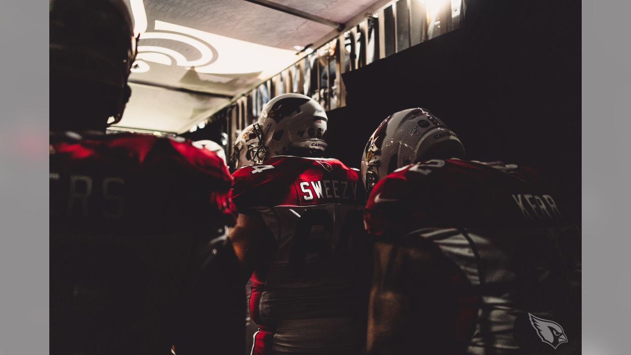 Arizona Cardinals on X: A look inside the #AZCardinals locker room in St.  Louis. #AZvsSTL  / X