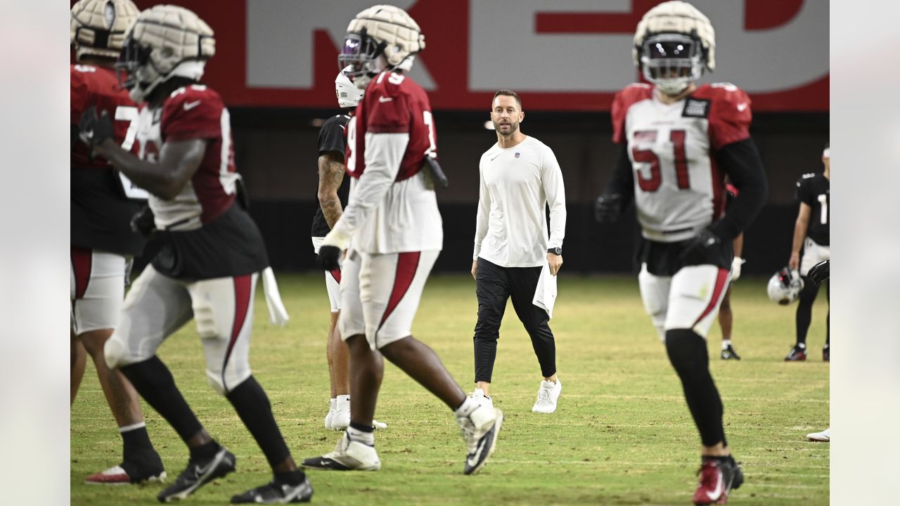 Arizona Cardinals running back Eno Benjamin (26) warms up before an NFL  football game against the New Orleans Saints, Thursday, Oct. 20, 2022, in  Glendale, Ariz. (AP Photo/Rick Scuteri Stock Photo - Alamy