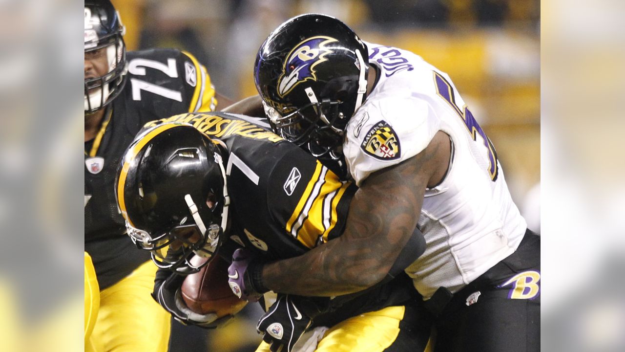 Terrell Suggs, Ben Roethlisberger Exchange Jerseys and Respect After  Ravens' Win