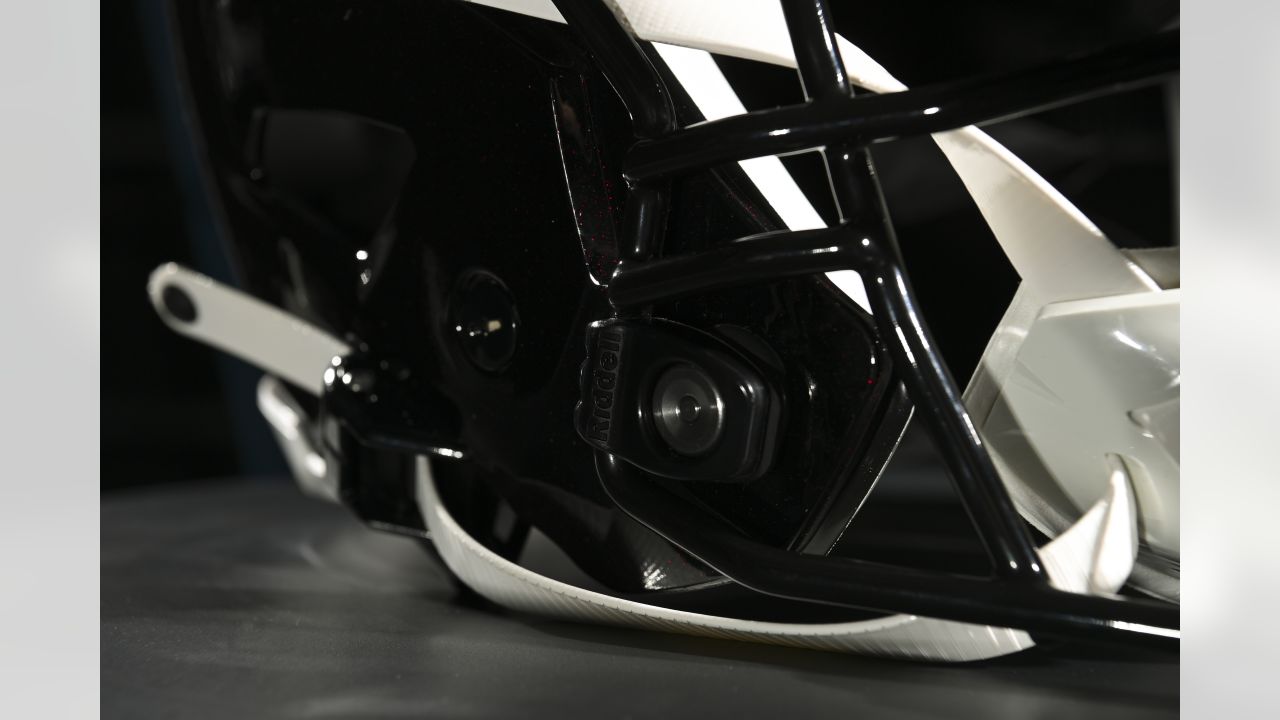 Arizona Cardinals Announce Black Helmet for Three Games in 2022