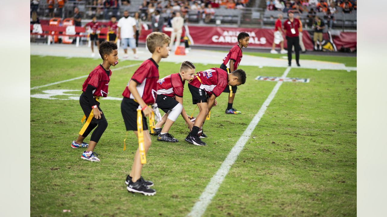 PHOTOS: Play Football Halftime Games