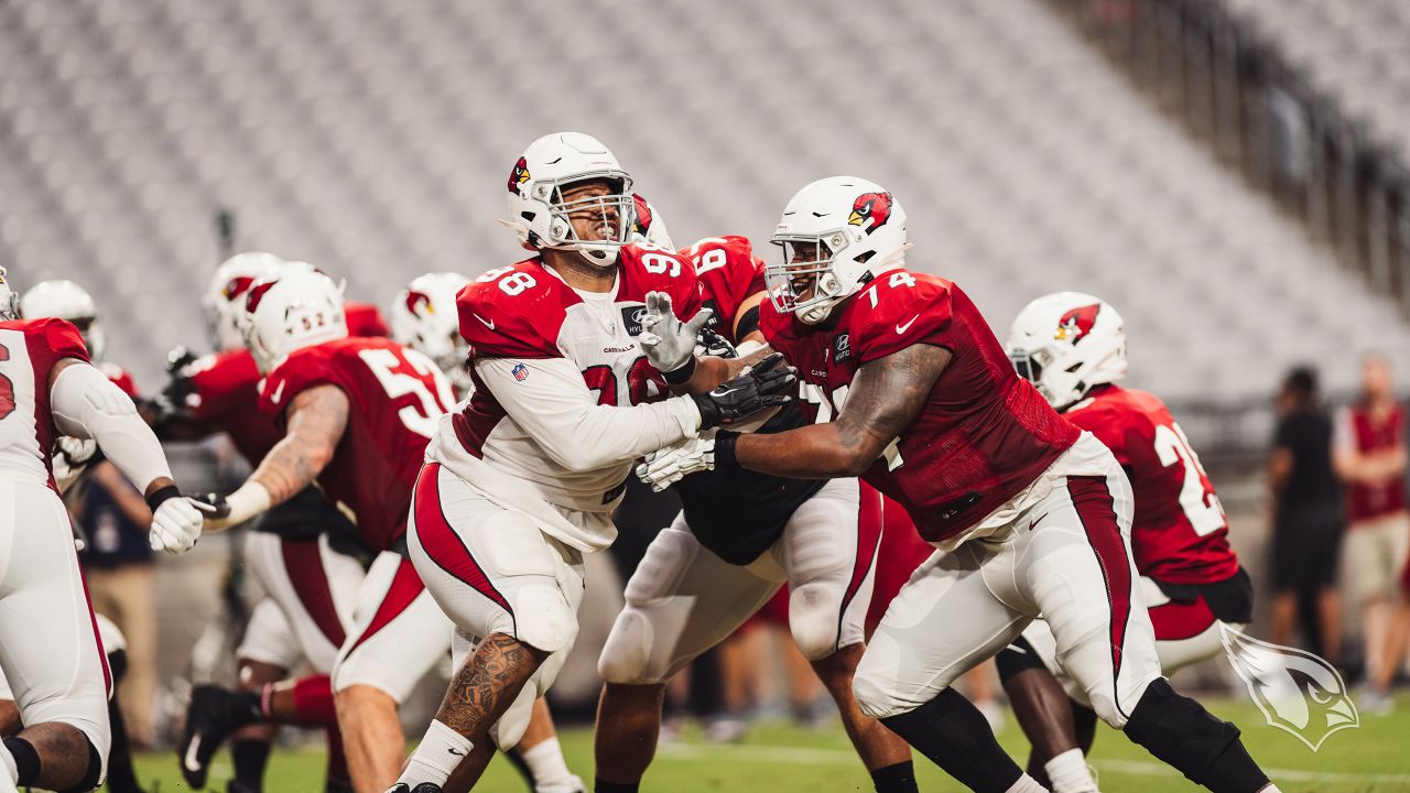 Arizona Cardinals cornerback Byron Murphy makes a catch during drills at  the team's NFL football training facility, Wednesday, June 12, 2019, in  Tempe, Ariz. (AP Photo/Ross D. Franklin Stock Photo - Alamy