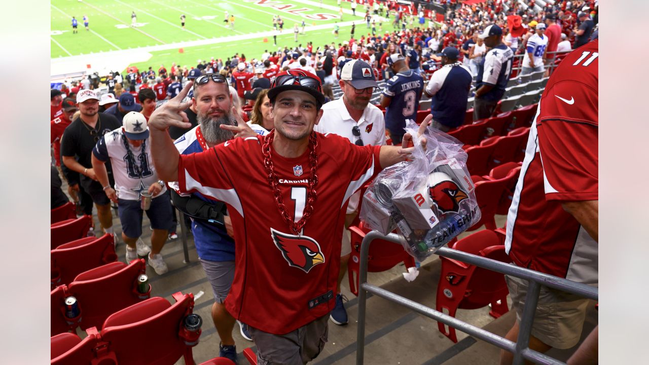 PHOTOS: Fan Friday - Week 3 vs. Cowboys