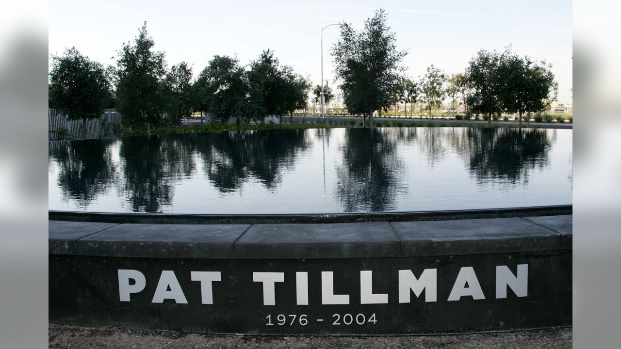 79 Pat Tillman Memorial Service Stock Photos, High-Res Pictures