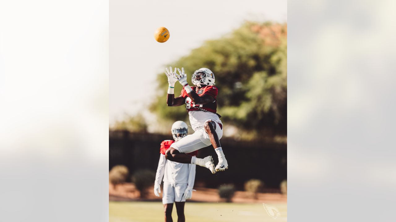 Budda Baker Adapting To Cast On Thumb