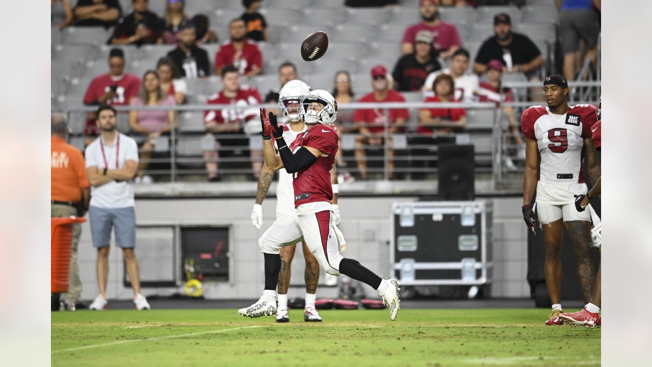 Arizona Cardinals running back Eno Benjamin (26) warms up before an NFL  football game against the New Orleans Saints, Thursday, Oct. 20, 2022, in  Glendale, Ariz. (AP Photo/Rick Scuteri Stock Photo - Alamy