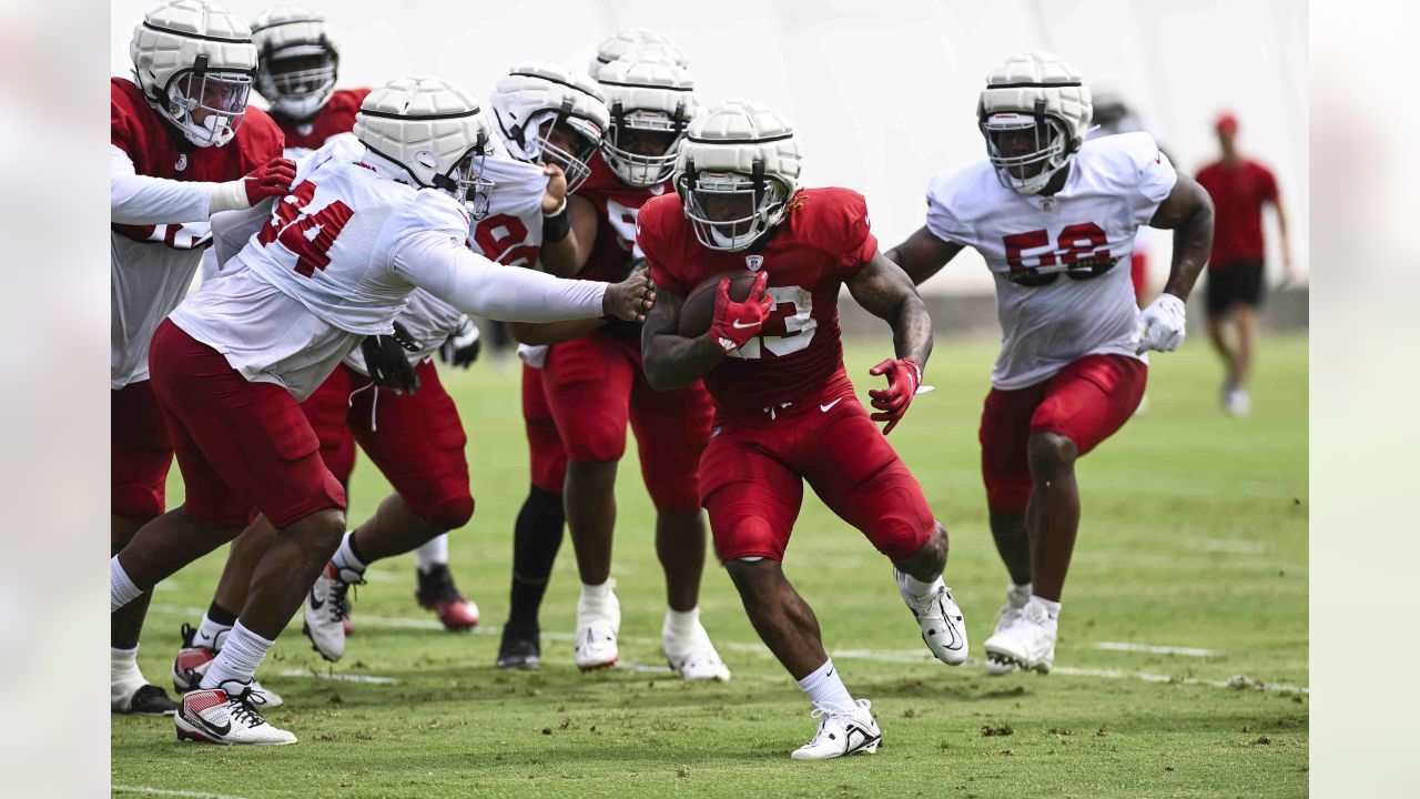 Arizona Cardinals' Trey McBride (85) participates during the team's NFL  football practice, Wednesday, June 1, 2022, in Tempe, Ariz. (AP Photo/Matt  York Stock Photo - Alamy