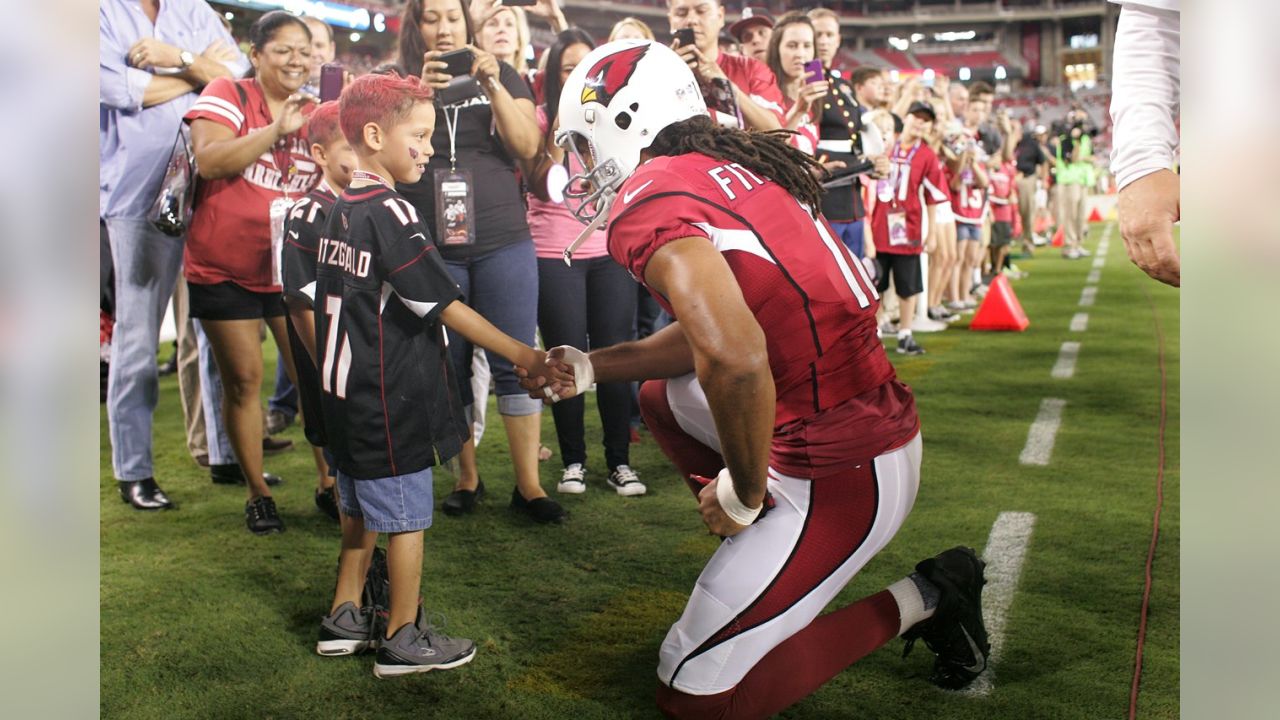 LWOS College Football - We are Larry Fitzgerald days away from  #collegefootball #kickoff. Fitzgerald had a memorable football career at  the University of Pittsburgh. Larry's 2,677 receiving yards make him one of