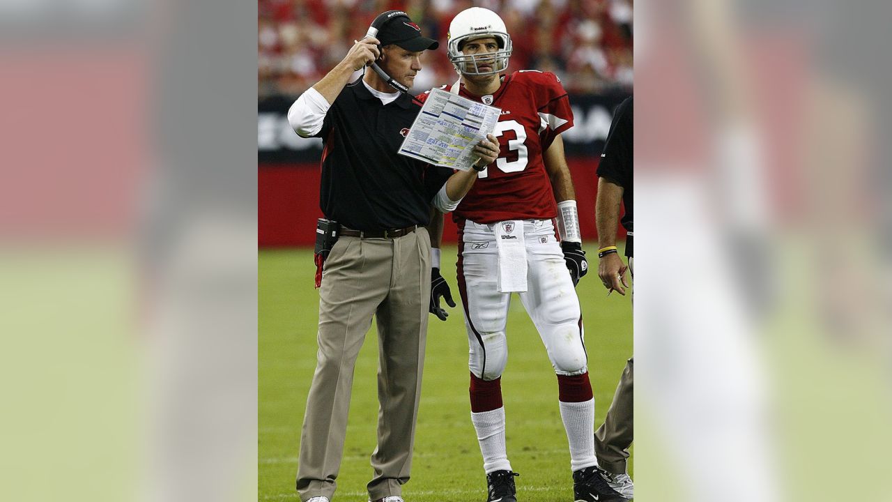 A Mentor No More, Kurt Warner Leads the Surprising Cardinals - The