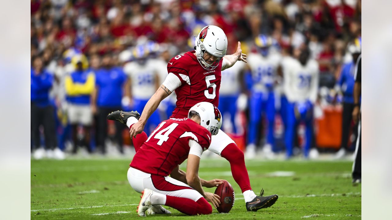 Arizona Cardinals fans during an NFL football game against the Los Angeles  Rams Monday, Dec. 13, 2021, in Glendale, Ariz. (AP Photo/Rick Scuteri Stock  Photo - Alamy