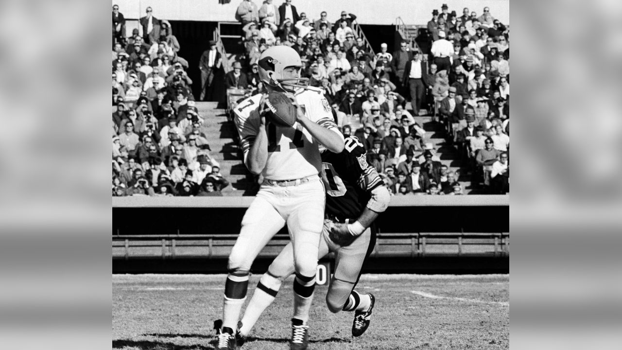 Arizona Cardinals - Jim Hart will be inducted into our Ring of Honor on  Sunday. #HartROH