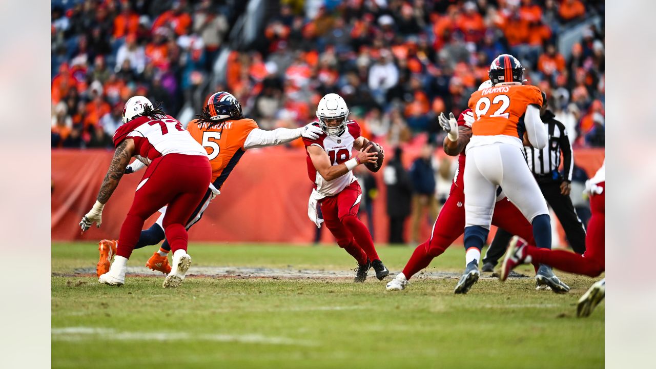 Broncos lose to Cardinals 18-17 in preseason thriller