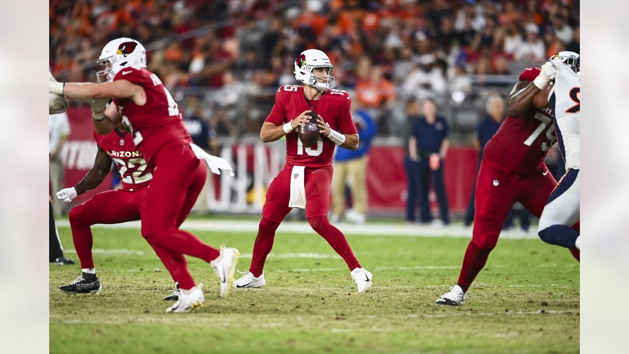 Denver Broncos cornerback Ja'Quan McMillian (35) against the Arizona  Cardinals during the first half of an NFL preseason football game, Friday,  Aug. 11, 2023, in Glendale, Ariz. (AP Photo/Matt York Stock Photo 