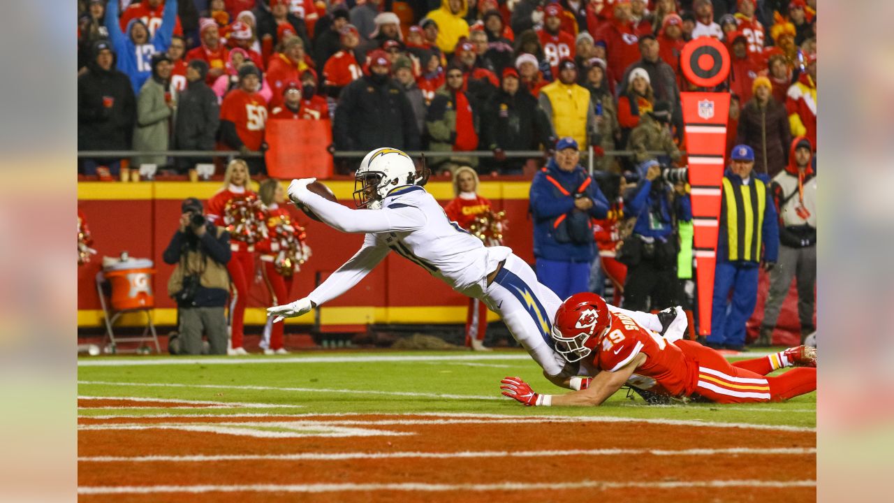 San Diego Chargers quarterback Philip Rivers (17) looks to pass during the  Chargers 37-7 victory over the Chiefs at Arrowhead Stadium in Kansas CIty,  Missouri. (Credit Image: © Jacob Paulsen/Southcreek Global/ZUMApress.com  Stock