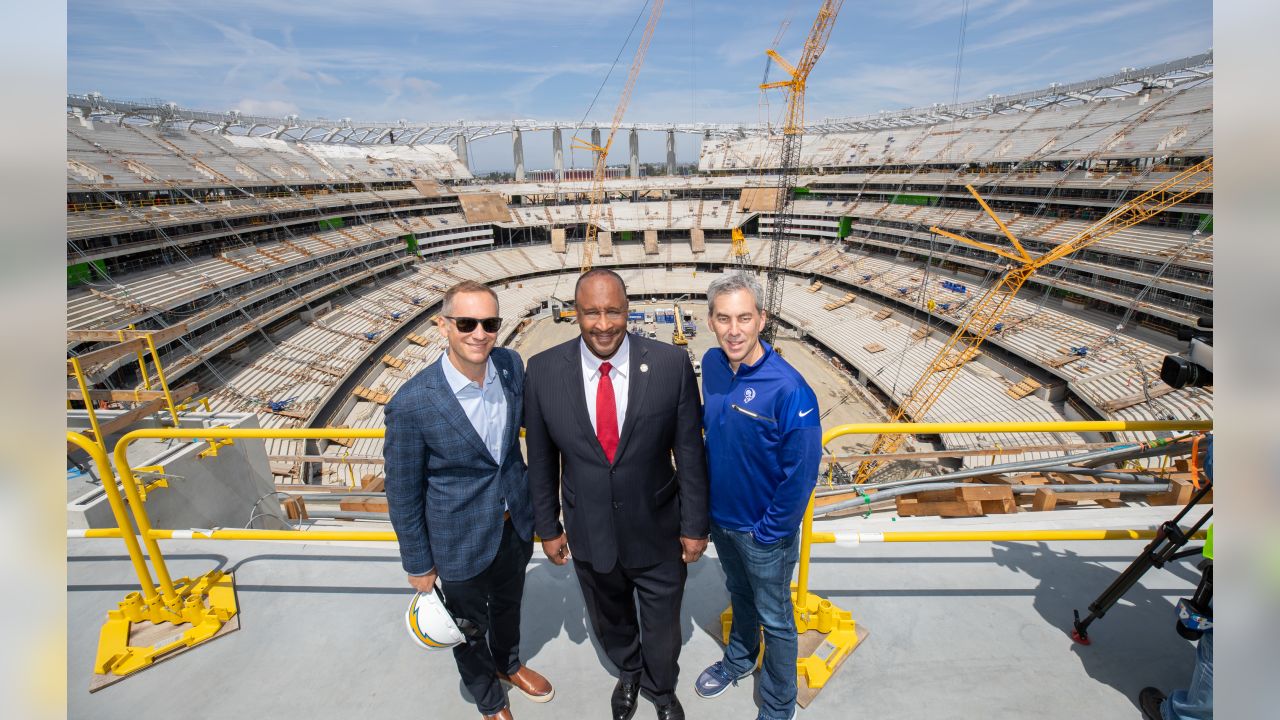 Chargers and Rams Commemorate L.A. Stadium Canopy Shell Topping Out