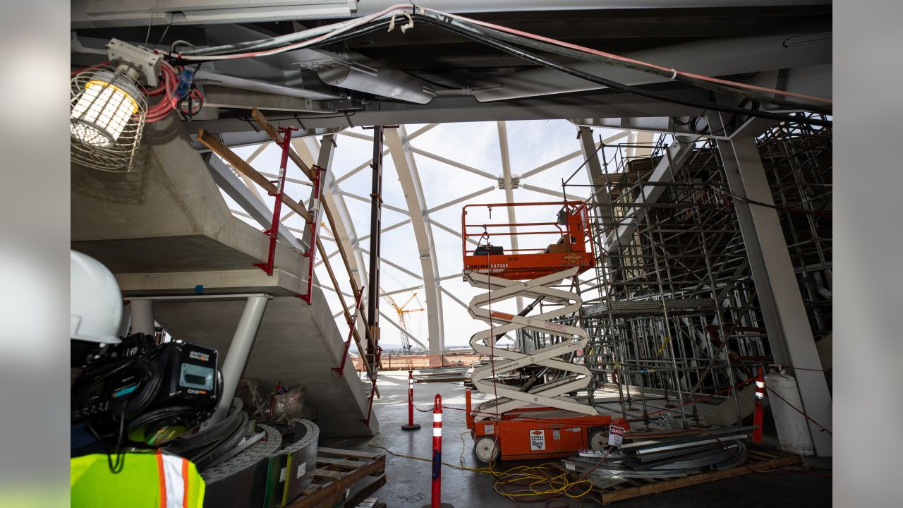 Chargers and Rams Commemorate L.A. Stadium Canopy Shell Topping Out