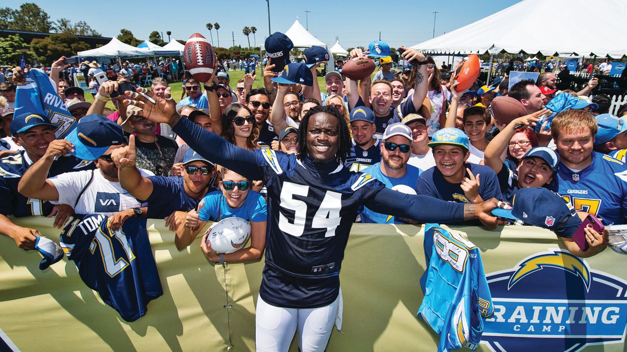 25 girls picked to be LA Rams cheerleaders - ABC7 Los Angeles