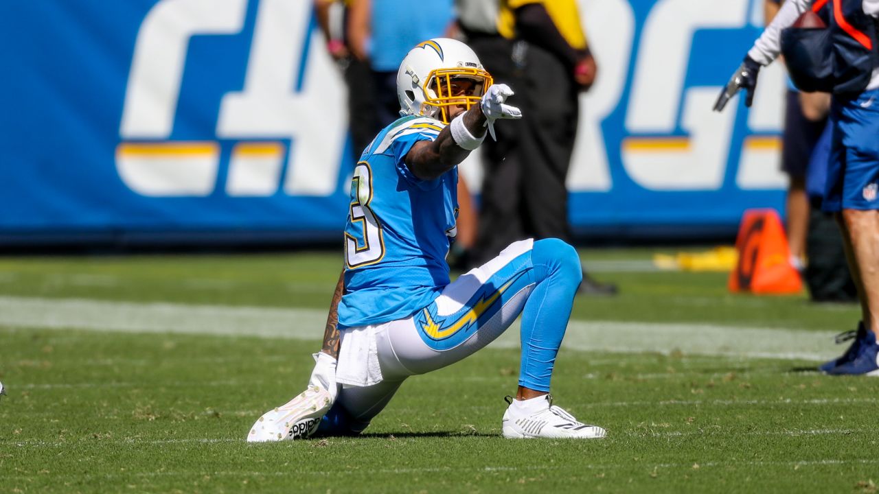 Gordon Returns, L.A. Chargers Fall to Denver Broncos 20-13 at Home – Los  Angeles Sentinel