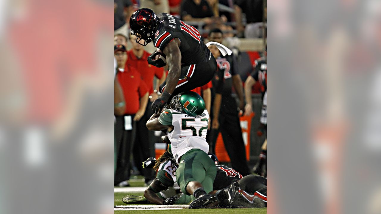 AFC inside linebacker Denzel Perryman of the Las Vegas Raiders (52