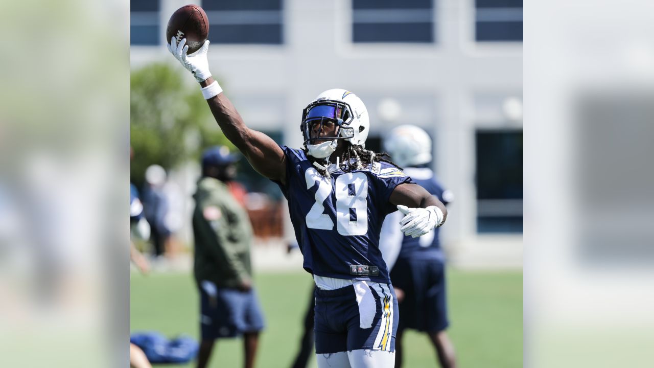 Chargers News: DE Isaac Rochell player profile - Bolts From The Blue