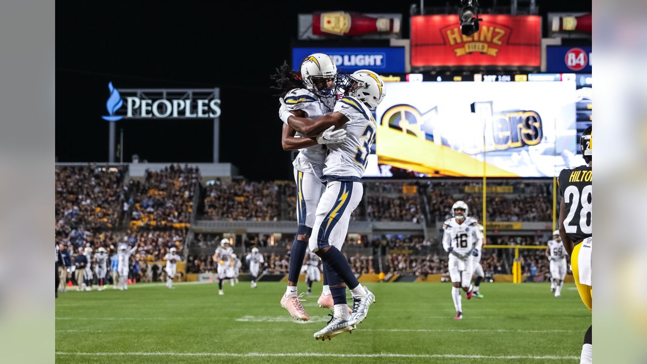 Los Angeles Chargers 17-24 Pittsburgh Steelers: James Conner's touchdowns  seal win, NFL News