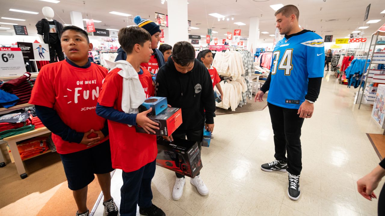 Photos: Derek Watt Teams Up with JCPenney to Spread Holiday Cheer