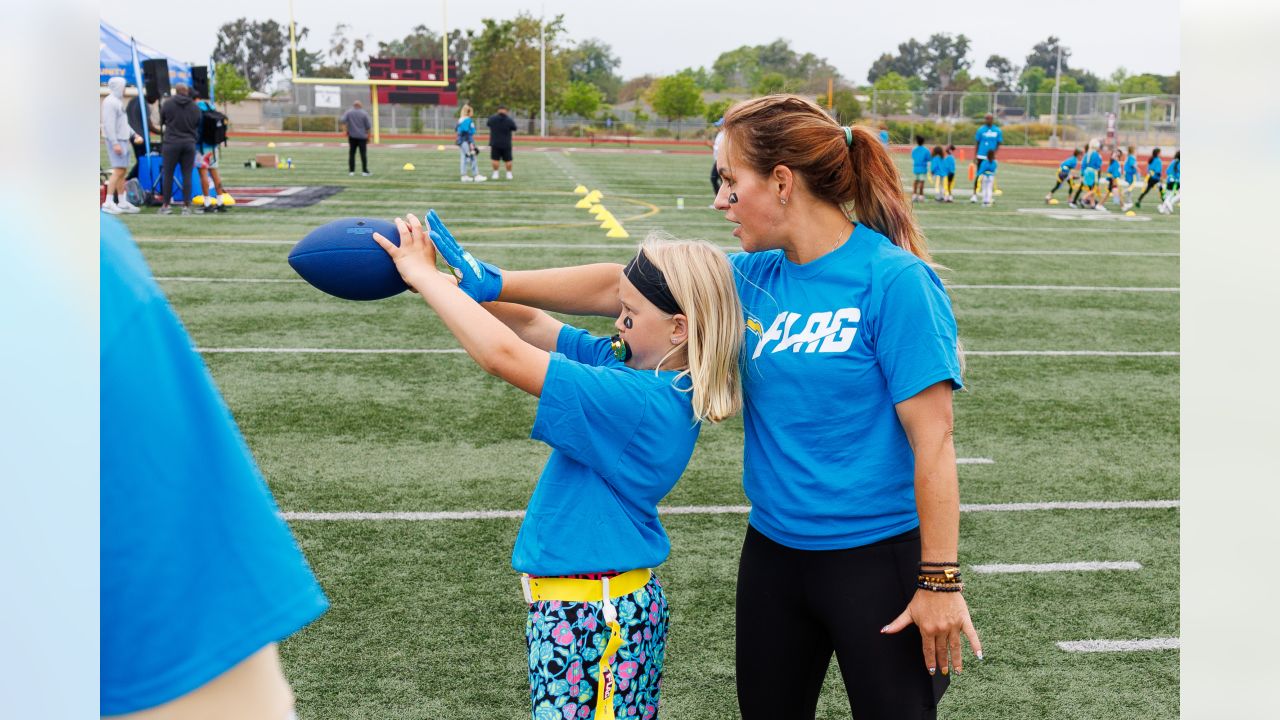 Chargers and Corey Liuget Team Up to Host San Diego Girls Flag Event