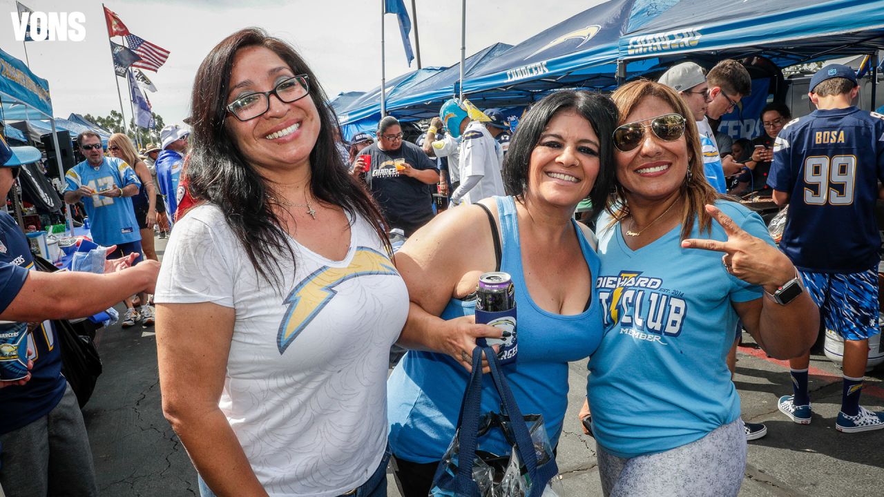 Tailgreeter - Chargers tailgate party⚡⚡⚡