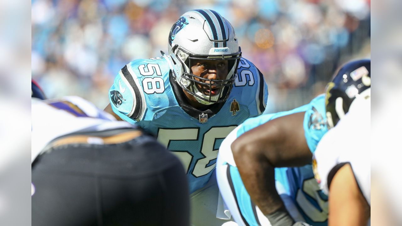 Carolina Panthers: Thomas Davis belongs in the Hall of Fame