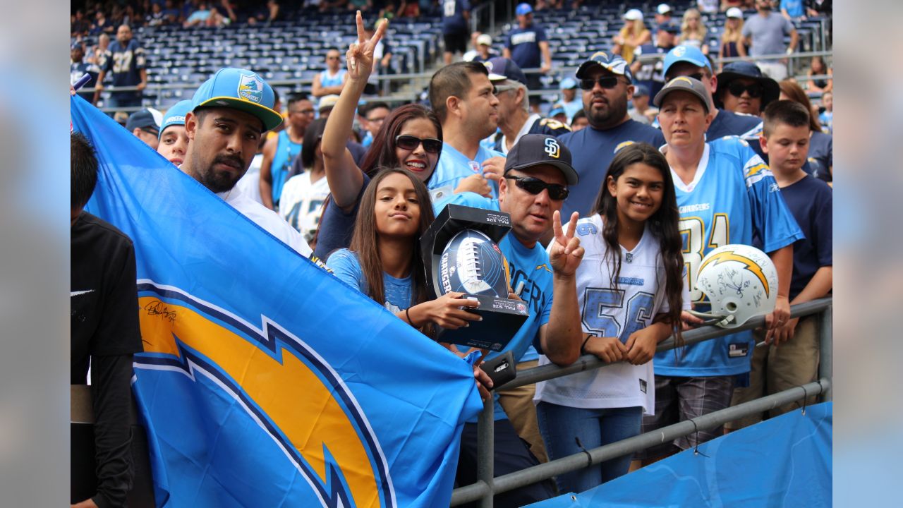 san-diego-chargers-fans