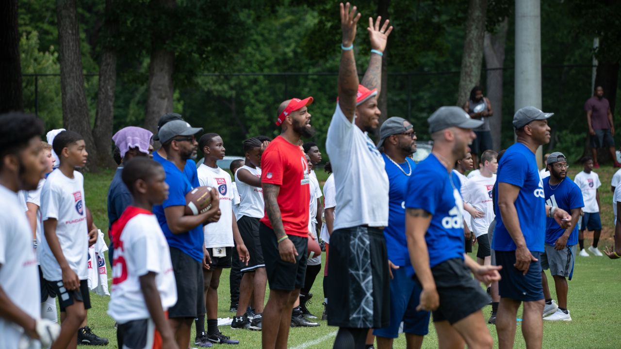 Photos: Keenan Allen Hosts Youth Football Camp in Hometown