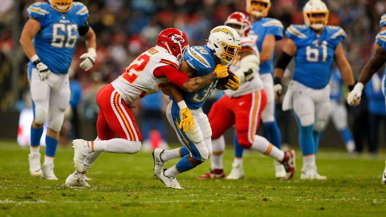 Fans cheer before an NFL football game between the Los Angeles Chargers and  the Kansas City Chiefs Monday, Nov. 18, 2019, in Mexico City. (AP  Photo/Rebecca Blackwell Stock Photo - Alamy