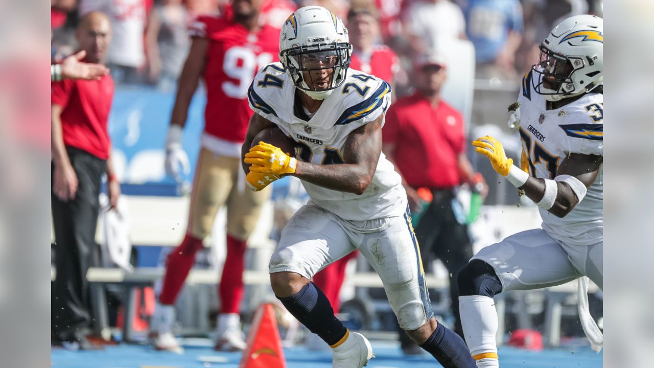 Chargers-49ers final score: Los Angeles Chargers defeat the San Francisco  49ers 29-27 - Bolts From The Blue