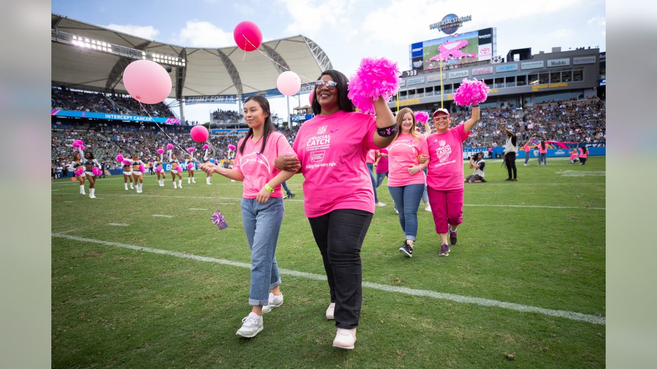 Cardinals to honor cancer survivors at upcoming game in Glendale