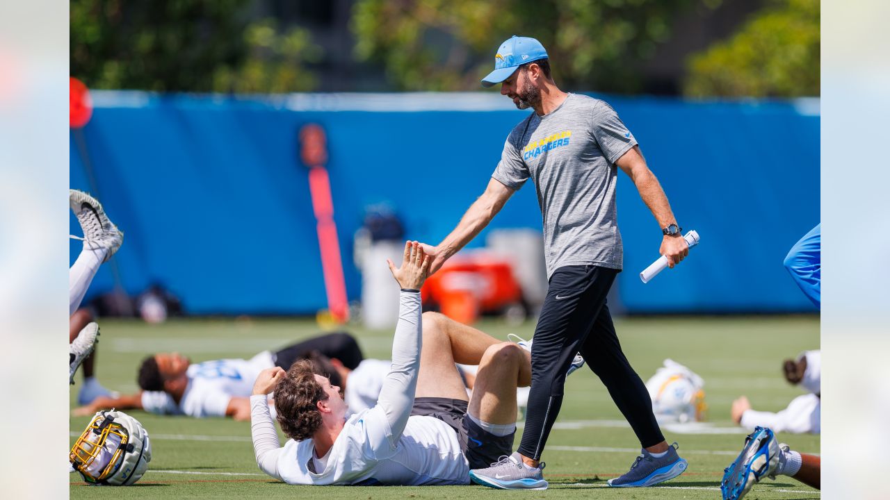 Around The NFL on X: Chargers WR Josh Palmer exits practice early with  apparent injury   / X