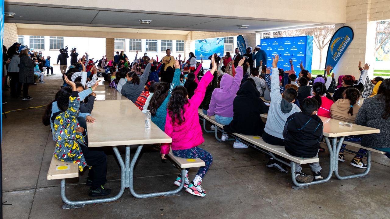 LaDainian Tomlinson And Antonio Gates Gift Bikes To Over 150 Kids