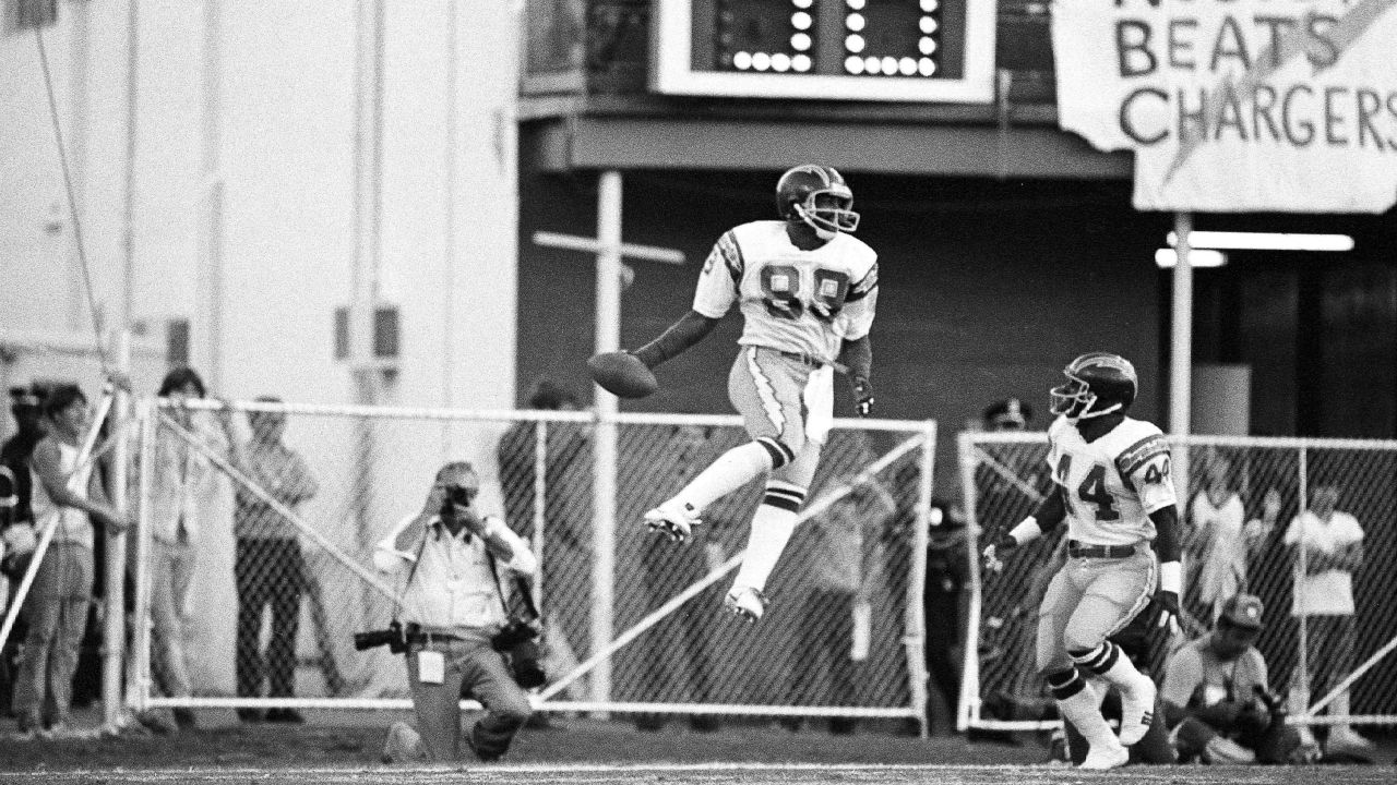 Roll Call: Dan Fouts and 1982 Chargers Relive the Epic in Miami