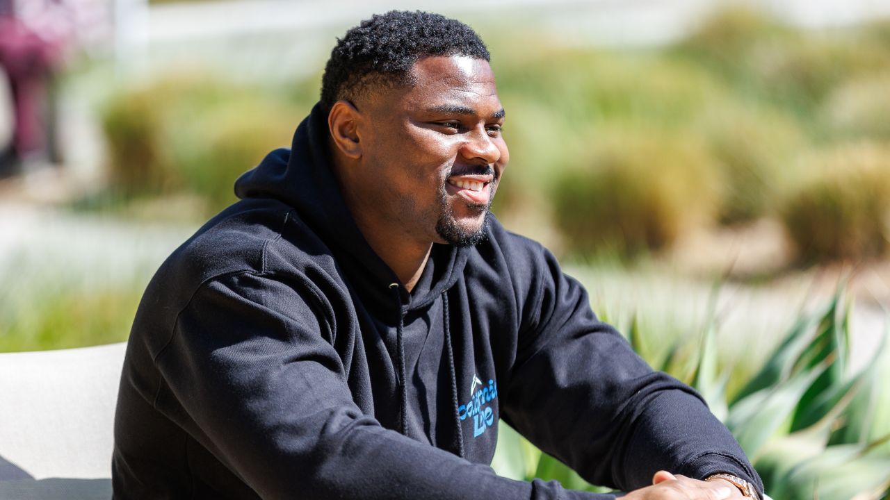 From the Podium: Three Takeaways: Khalil Mack Looking to be a 'Game  Changer' In L.A.