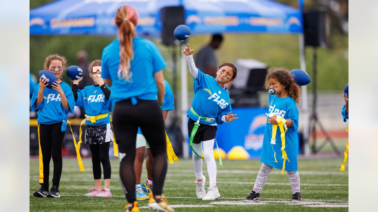 Chargers and Corey Liuget Team Up to Host San Diego Girls Flag Event