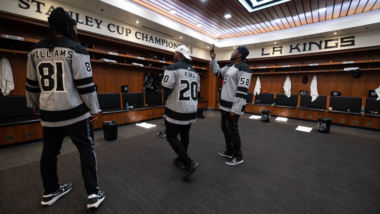 LA Kings - LA Kings x Los Angeles Chargers Night is back at Crypto.com  Arena on November 30th! 🏈 Cop your ticket to the game and cobranded Justin  Herbert jersey→ LAKings.com/Chargers. #BoltUp #