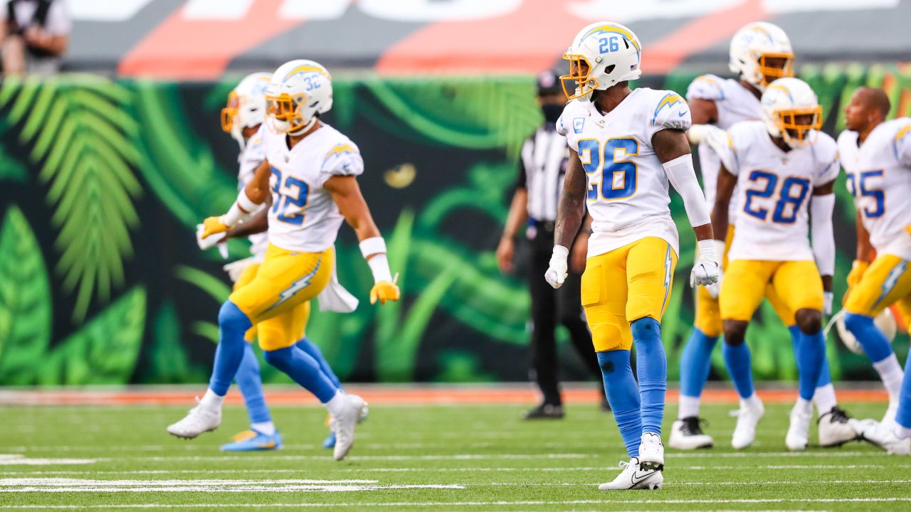 Chargers 16, Bengals 13: Interception, missed field goal mar Joe Burrow's  NFL debut