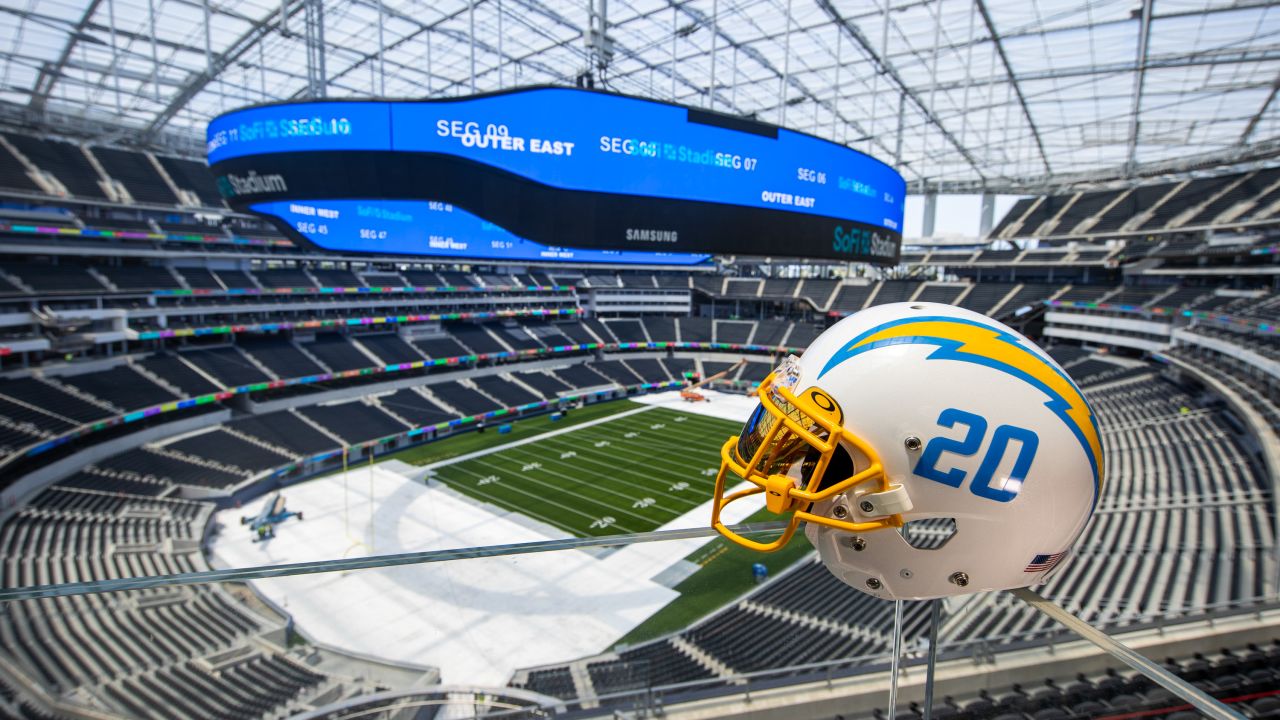 No plans to move Sunday's Chargers game at SoFi Stadium - CBS Los Angeles