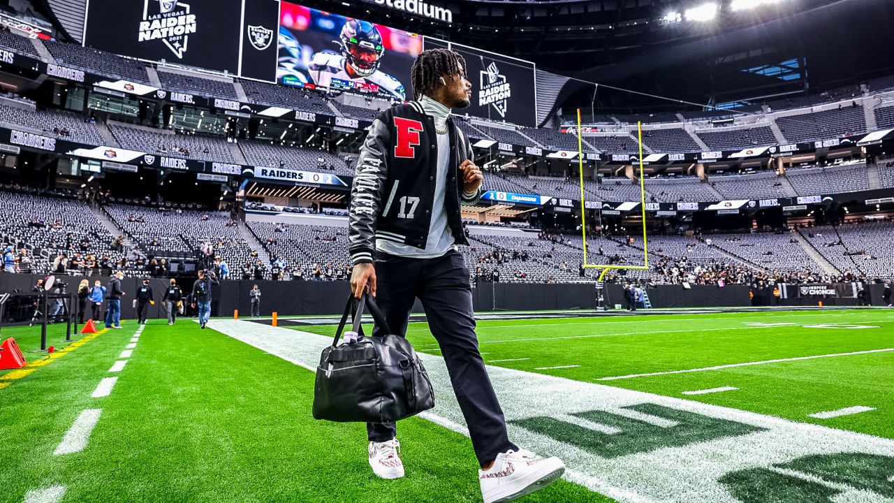 Ticket Marketplace Projects Massive Show of Raider Fans at SoFi Stadium on  Thursday Night – Raiders Beat